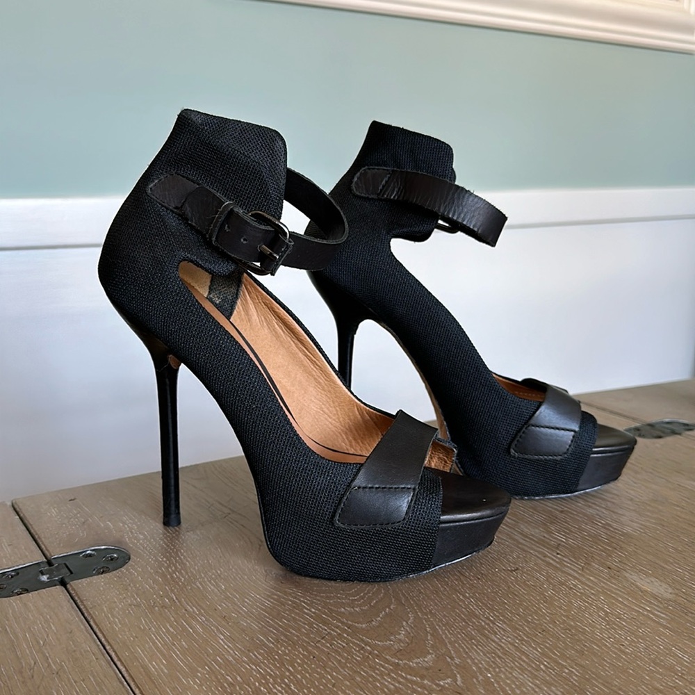 LAMB Chap sexy heels size 8 black mesh and leather ankle strap peep toe stiletto